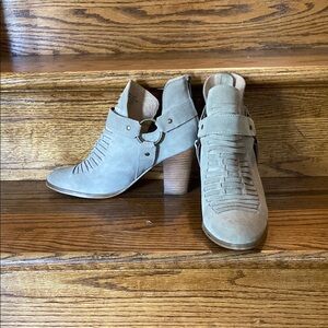 Seychelles Tan Heeled Boots with Modern Bohemian Flair